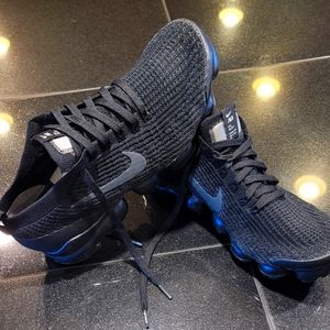 Nike Air Vapormax  Flyknit 3.0 Triple Black